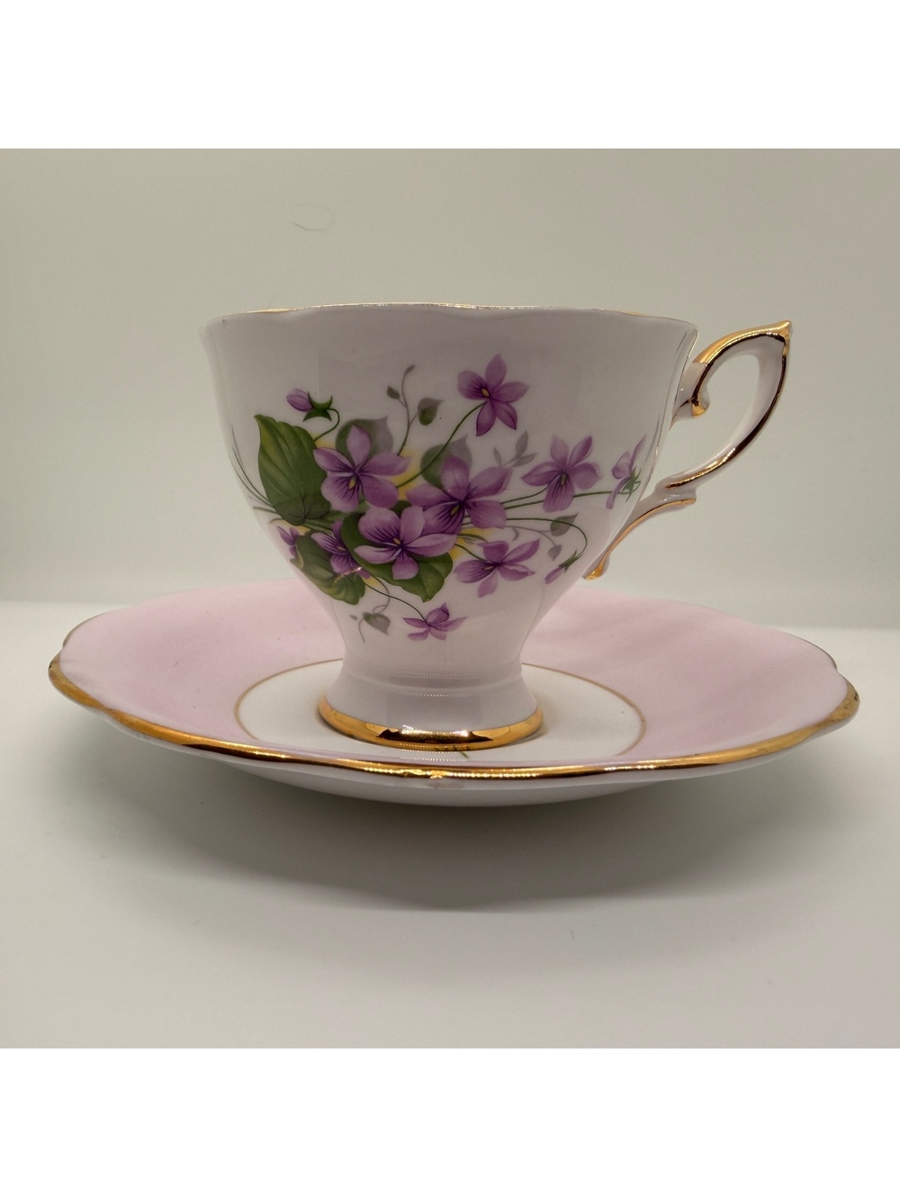 Royal Standard Sweet Violets Pink Fine Bone China Teacup Set